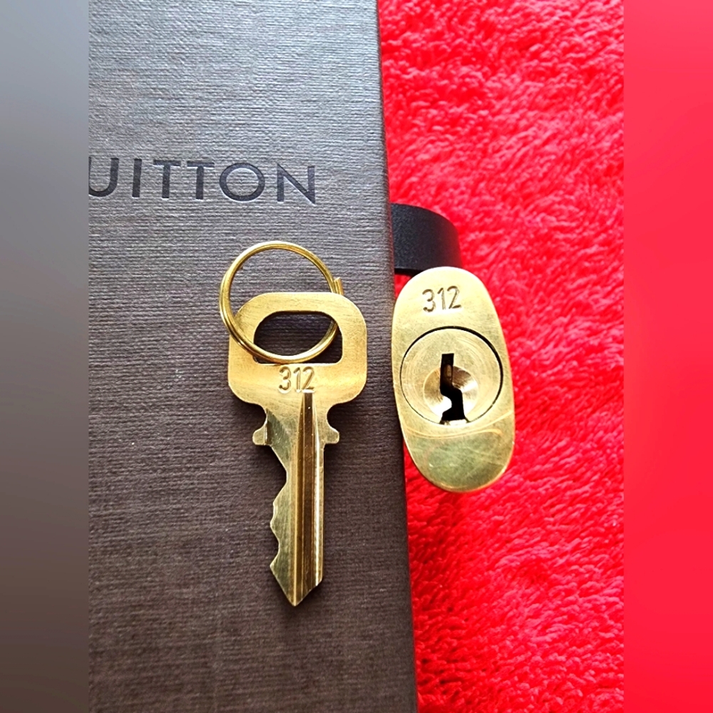Louis Vuitton Lock & Key #312